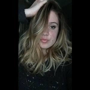 Meet your Posher, Michaela